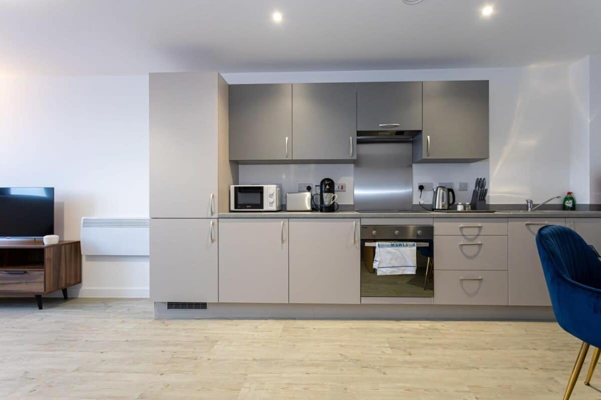 Modern 2 Bed Salford Apartment Stunning Views Mánchester Exterior foto
