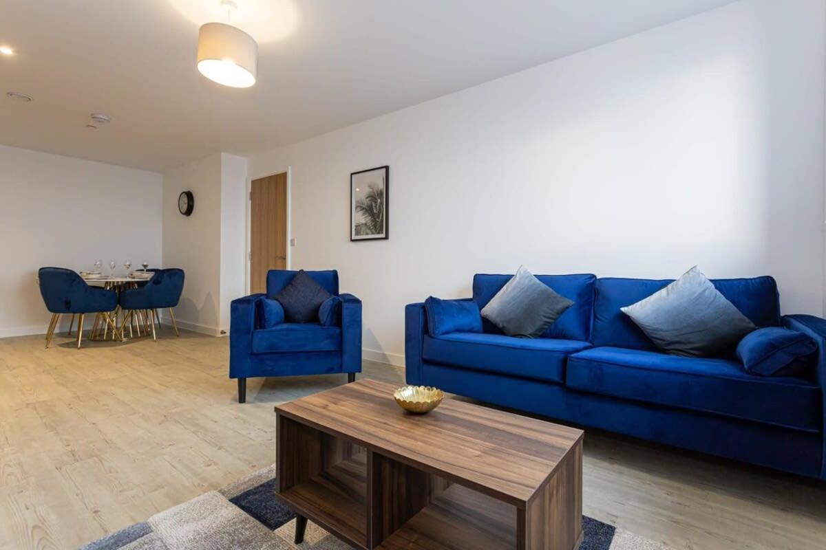 Modern 2 Bed Salford Apartment Stunning Views Mánchester Exterior foto