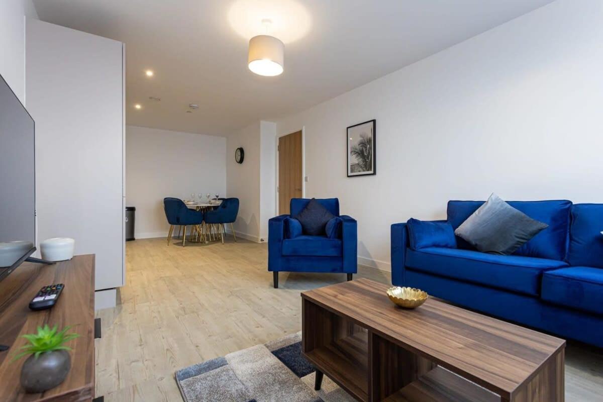 Modern 2 Bed Salford Apartment Stunning Views Mánchester Exterior foto