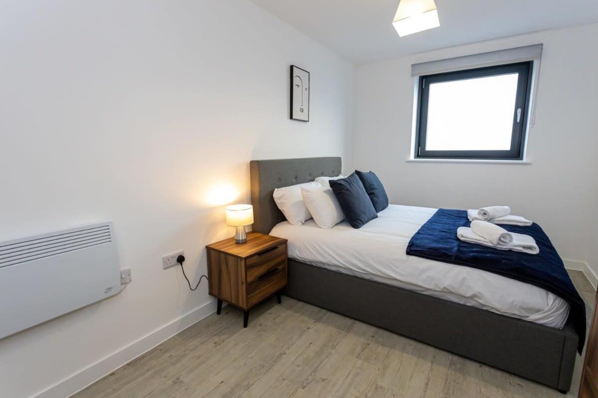 Modern 2 Bed Salford Apartment Stunning Views Mánchester Exterior foto